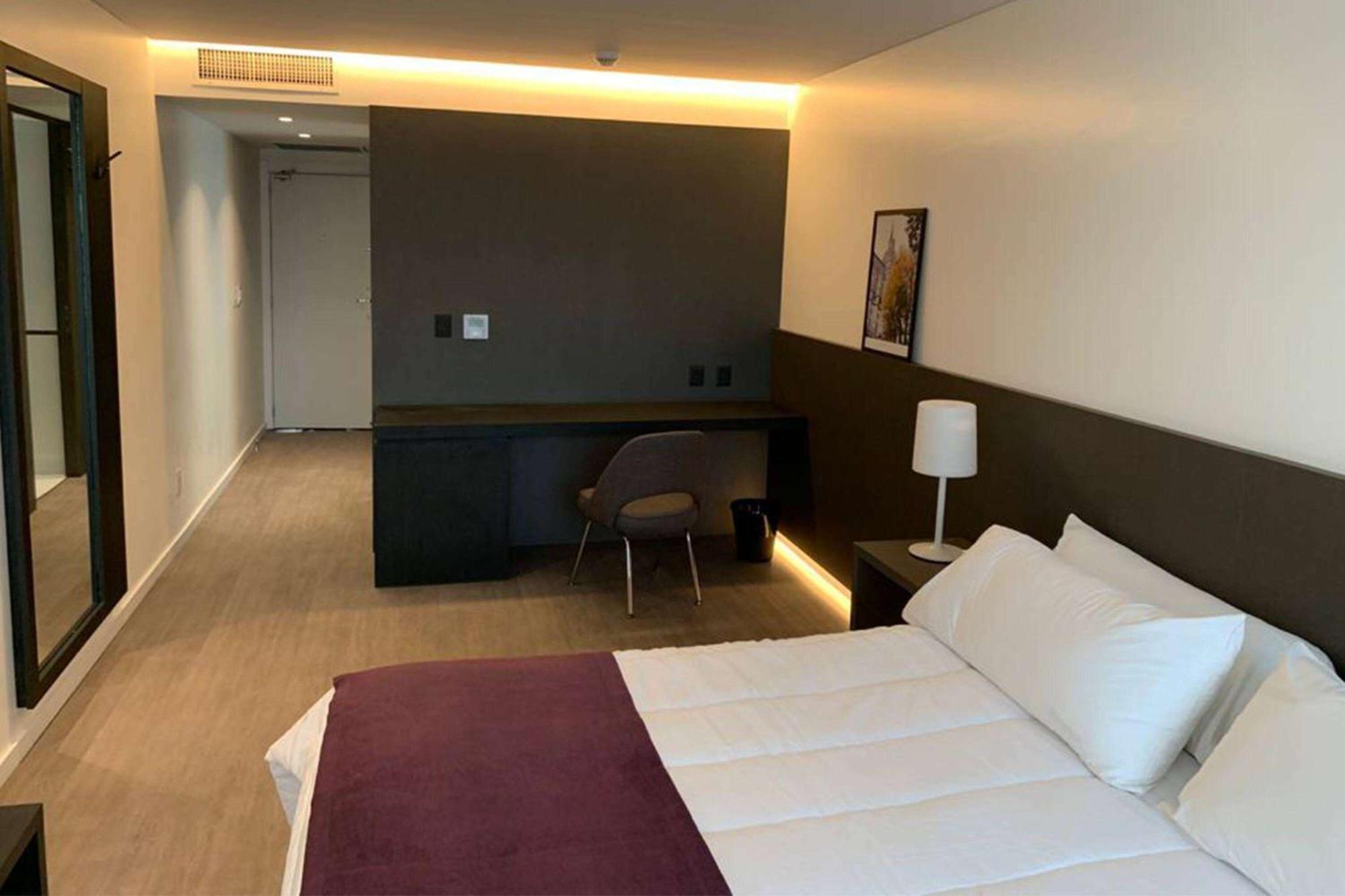 Dazzler By Wyndham La Plata Hotell Exteriör bild