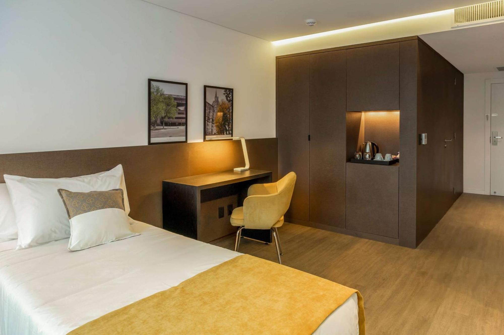 Dazzler By Wyndham La Plata Hotell Exteriör bild