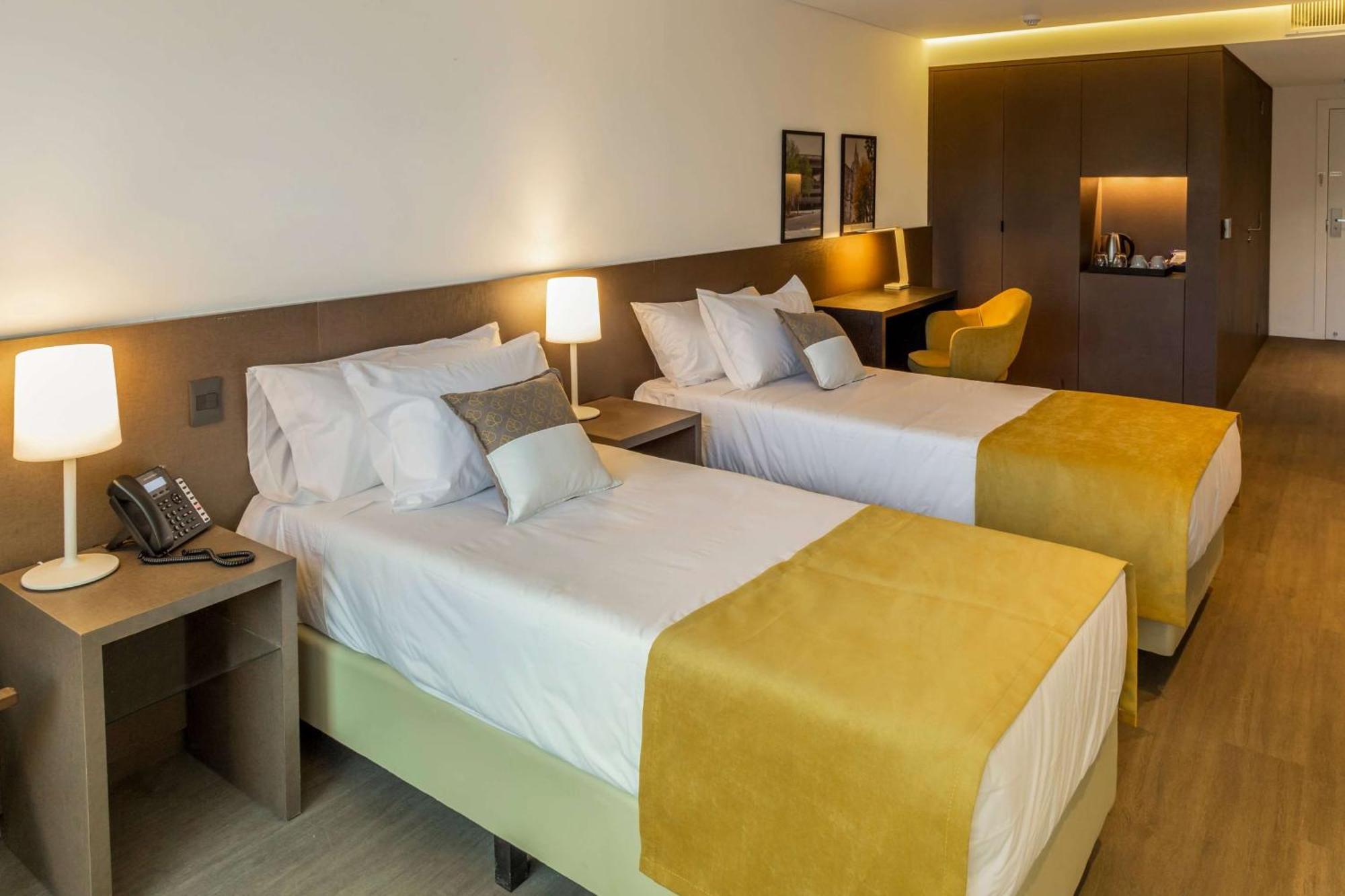 Dazzler By Wyndham La Plata Hotell Exteriör bild