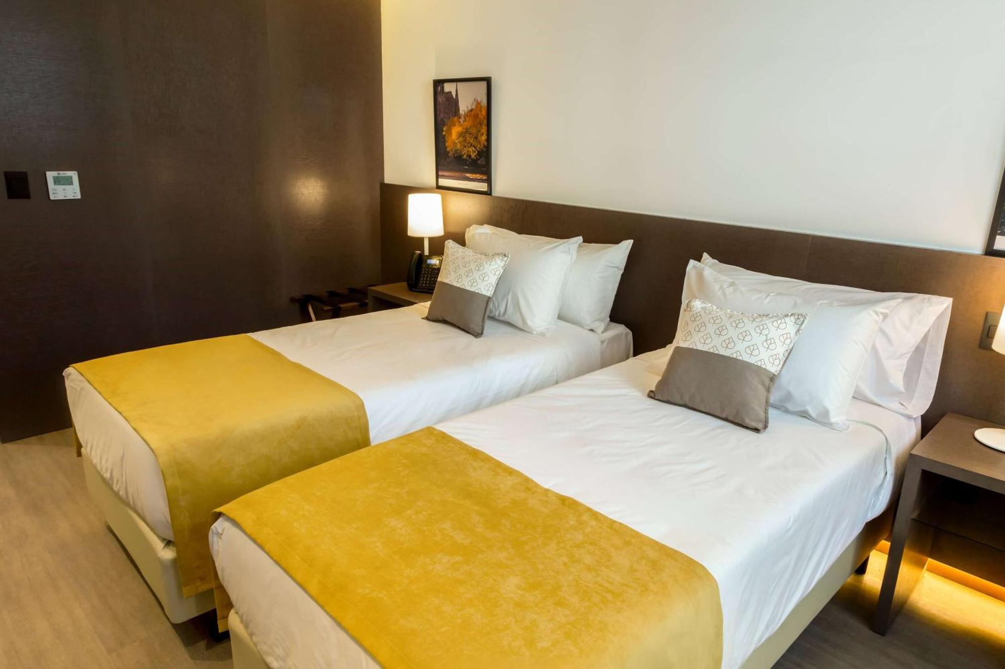 Dazzler By Wyndham La Plata Hotell Exteriör bild